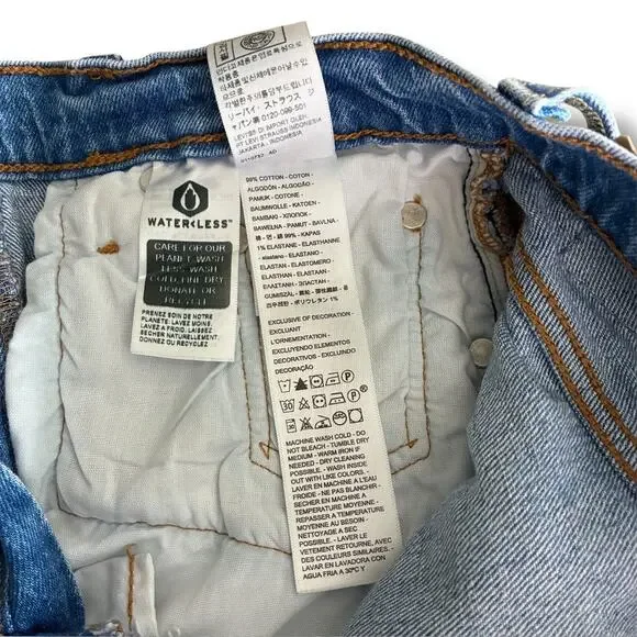 Levi’s 501 button fly cut off distressed denim shorts - Picture 5 of 7